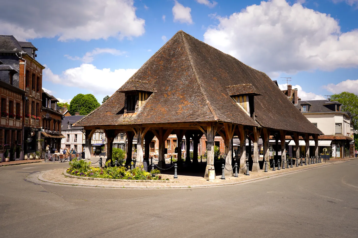 La halle de Lyons-la-Forêt